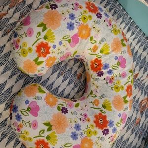 Boppy infant feeding and support lounger